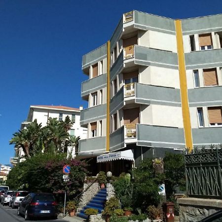 בורדיגרה Hotel Della Punta מראה חיצוני תמונה