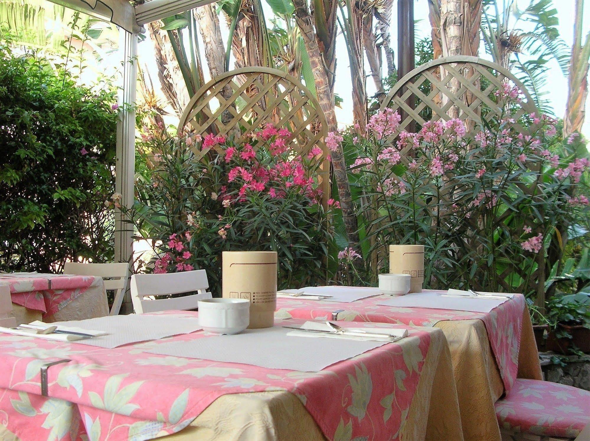בורדיגרה Hotel Della Punta מראה חיצוני תמונה